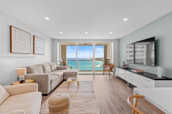 POINT OF AMERICAS CONDO