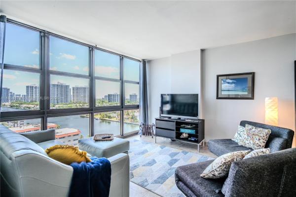 2017 S OCEAN DR #1404, HALLANDALE BEACH, FL 33009