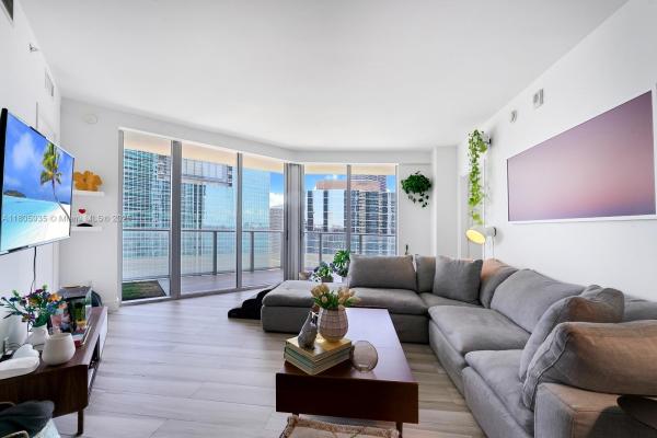 BRICKELLHOUSE CONDO