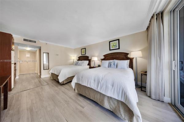 19201 COLLINS AVE #721, SUNNY ISLES BEACH, FL 33160