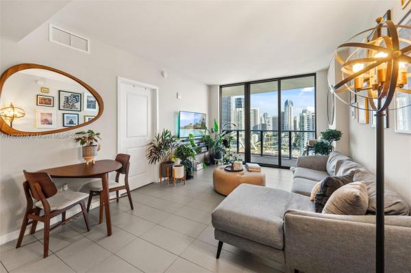 1600 NE 1ST AVE #2907, MIAMI, FL 33132