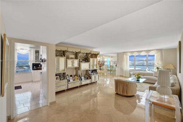 231 174TH ST #2319, SUNNY ISLES BEACH, FL 33160