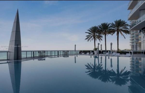 17121 COLLINS AVE #2704, SUNNY ISLES BEACH, FL 33160