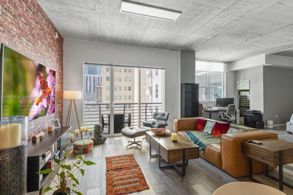 THE LOFT DOWNTOWN II COND