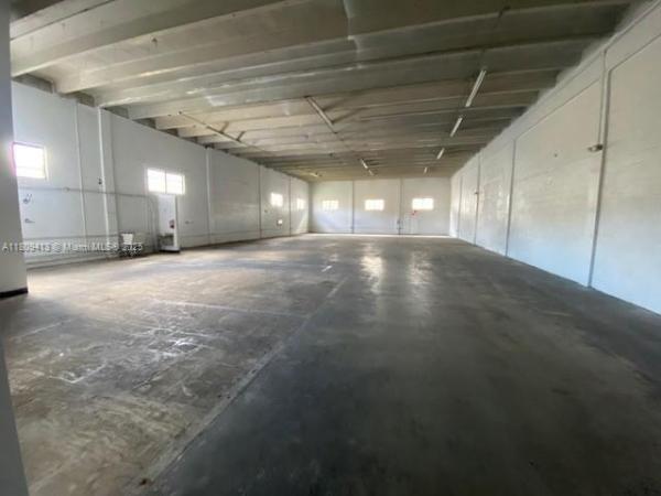 Central Commercial Condo