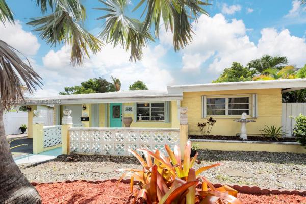 NORTH ANDREWS GARDENS