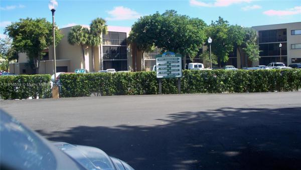 THE HORIZONS CONDO #3