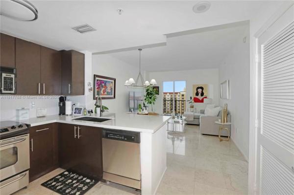 Ten Aragon Condominium