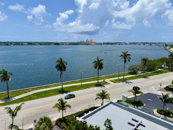 FLAGLER POINTE CONDO