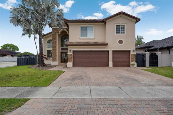 A B AT TAMIAMI TRAIL PHAS