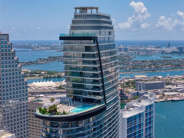 300 BISCAYNE BOULEVARD WAY #4402E, MIAMI, FL 33131