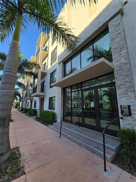 DOWNTOWN DORAL SOUTH PHASE