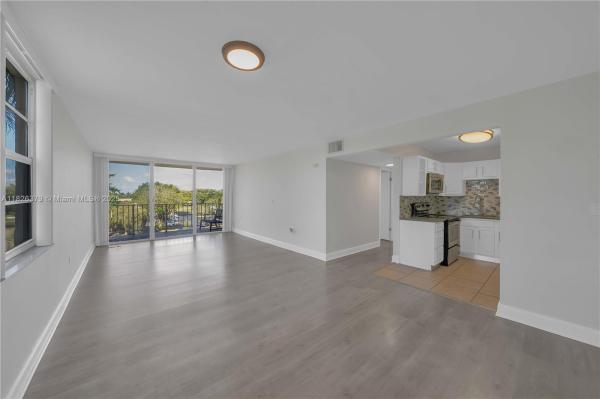 VILLAGE AT THE FALLS COND