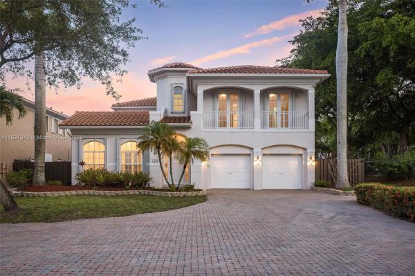 DORAL ISLES MEDITERRANEA