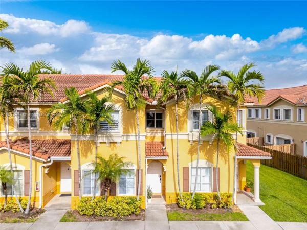 LEEWARD AT ISLANDS AT DOR