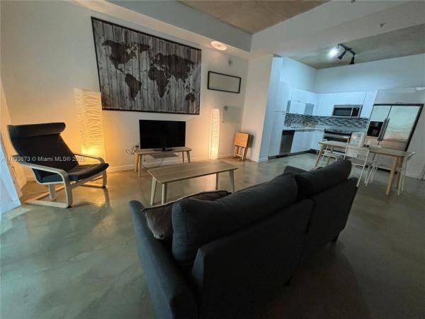 THE LOFT DOWNTOWN CONDO