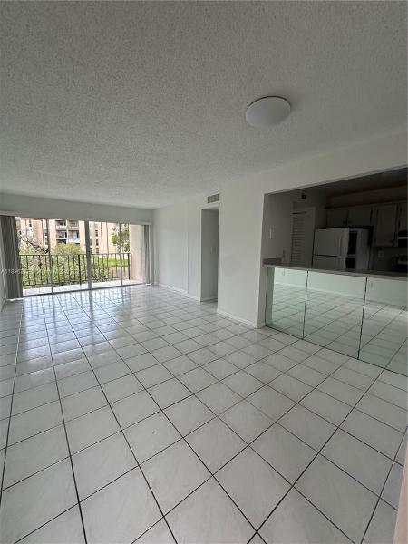 Pineside Condominium