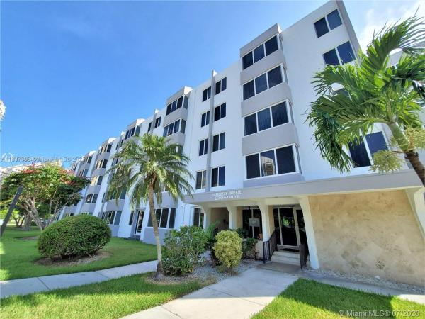 250 180TH DR #455, SUNNY ISLES BEACH, FL 33160