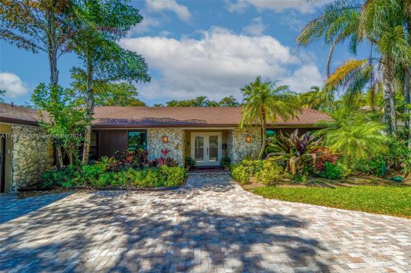 HIGHLAND RANCH ESTATES