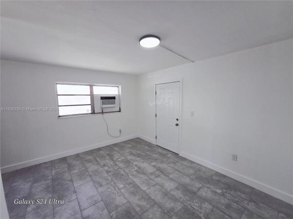 LAWRENCE ESTATE LAND CO