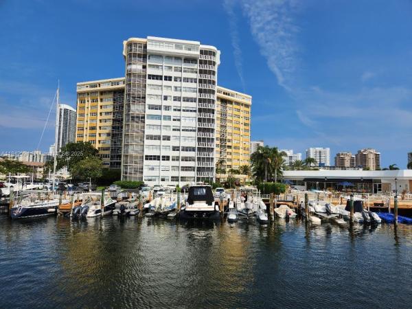 Lake Point Tower Condo