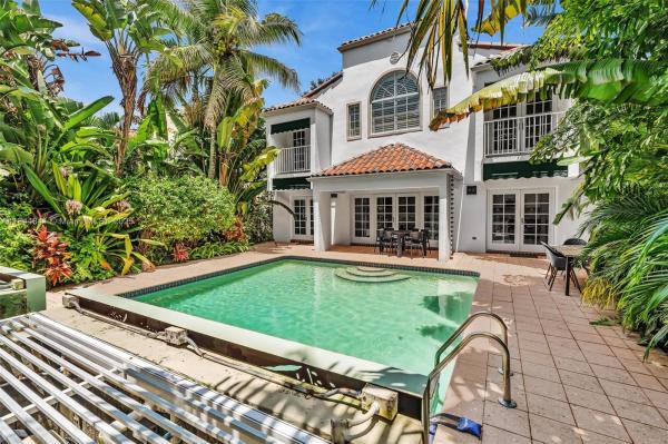 CORAL GAB SEC D REV PL