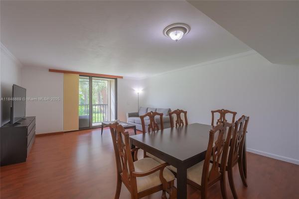 HORIZONS WEST CONDO #9