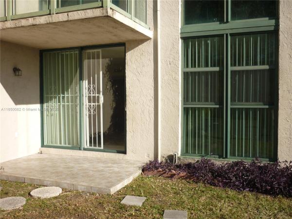 INTERNATIONAL PARK CONDO