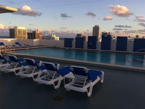 401 BLU OF NORTH BEACH CO