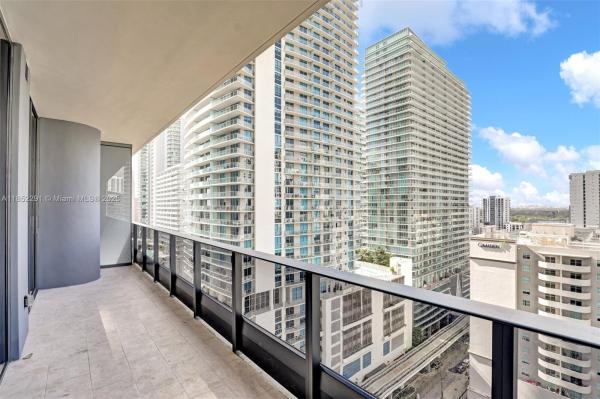 1000 BRICKELL PLZ #1904, MIAMI, FL 33131