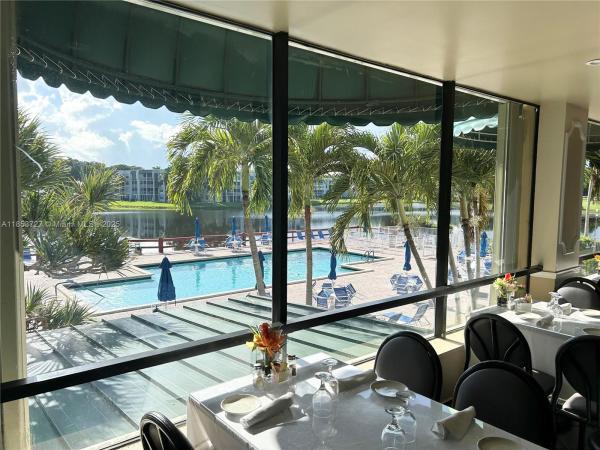 LIVE OAK CONDOMINIUM TWO