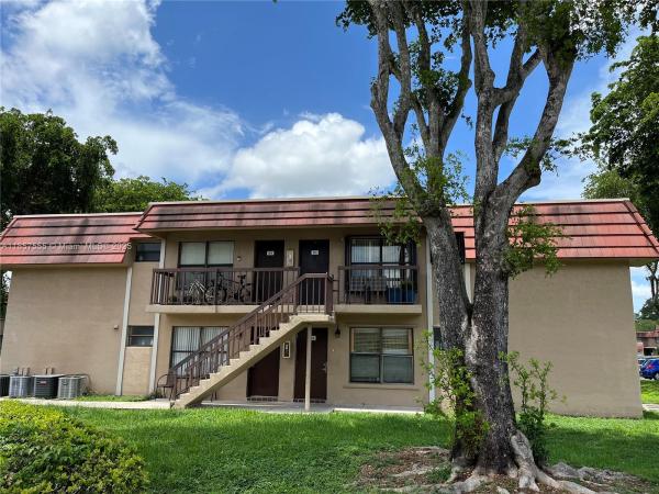 HERON AT THE HAMMOCKS CON