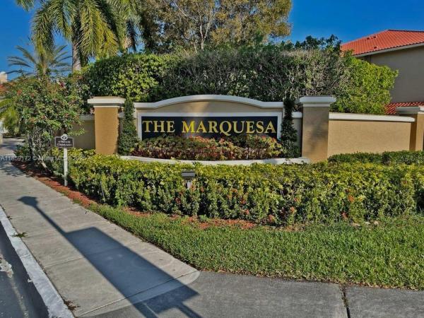 MARQUESA CONDO