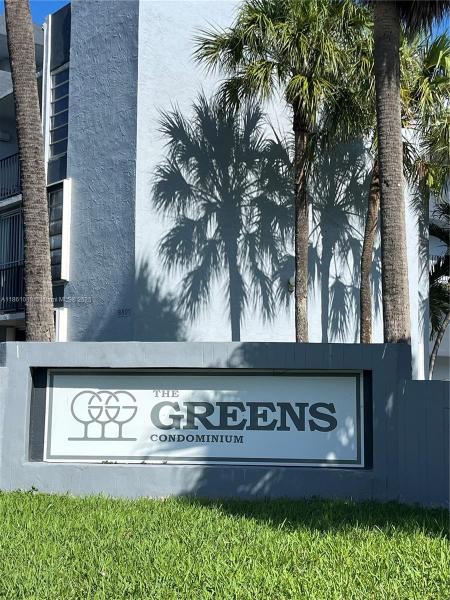 THE GREENS CONDO