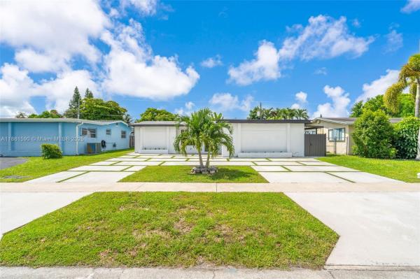 SUNRISE GOLF VILLAGE SEC