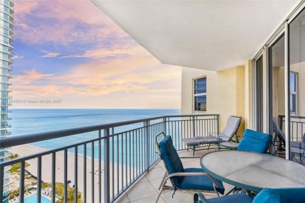 17375 COLLINS AVE #2207, SUNNY ISLES BEACH, FL 33160