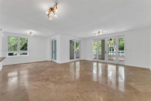 GROVE GARDEN RESIDENCES C