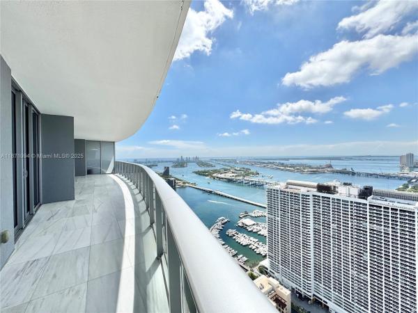 488 NE 18TH ST #4910, MIAMI, FL 33132