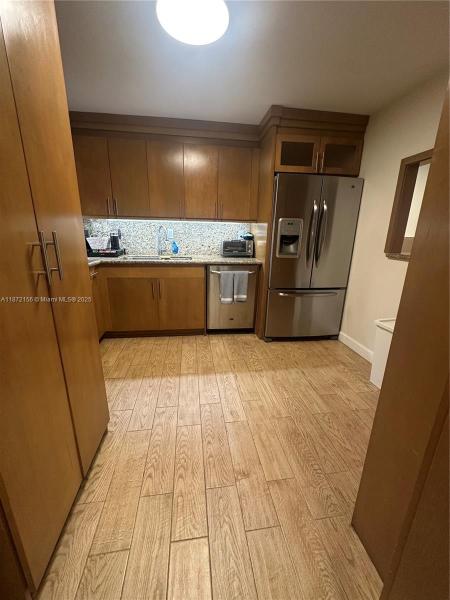 BRICKELL PLACE CONDO