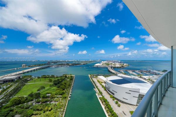 888 BISCAYNE BLVD #3710, MIAMI, FL 33132