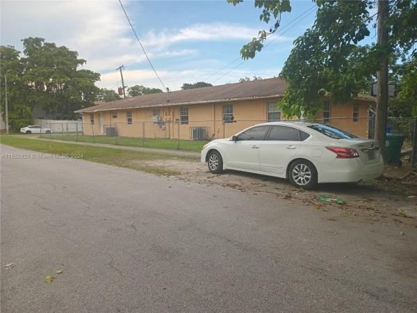 BISCAYNE AVE TRACT