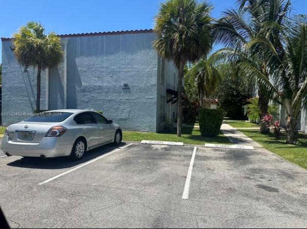 SPANISH TRACE CONDO