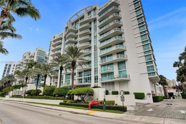 THE ATRIUM AT AVENTURA