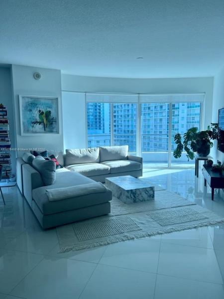 INFINITY AT BRICKELL COND