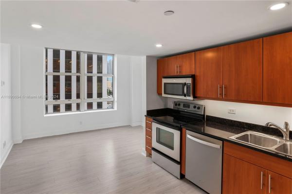 FLAGLER FIRST CONDO