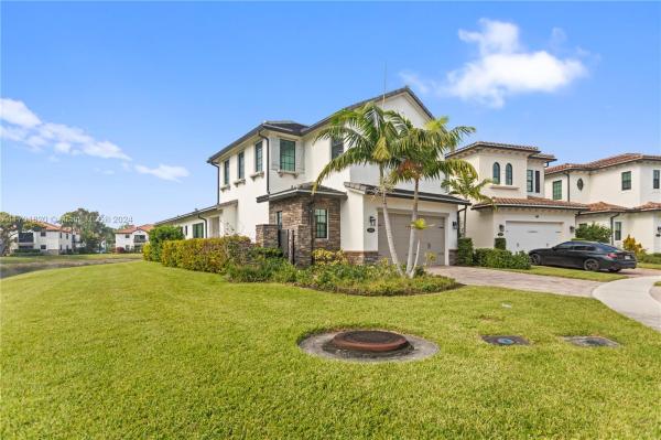 PEMBROKE LAKES SOUTH