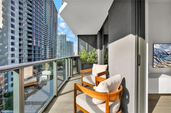 BRICKELL HEIGHTS EAST CON