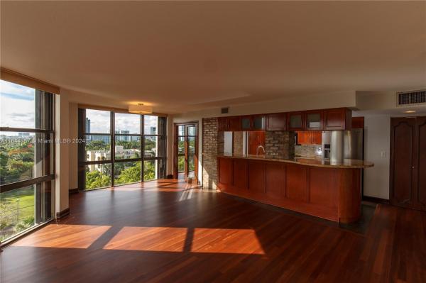 BRICKELL PLACE CONDO