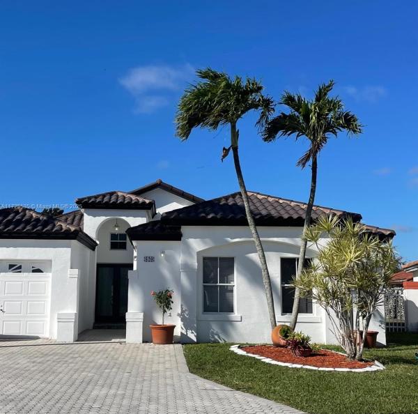 SHOMA HOMES AT TAMIAMI II