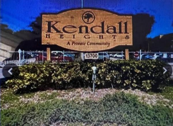 KENDALL HEIGHTS